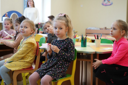 “Fairy Tale” Kindergarten Opens Near Hostomel, Providing Childhood Amidst War…