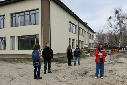 Завершення відновлюваних робіт у зруйнованому садочку «Веселка» у Гостомелі